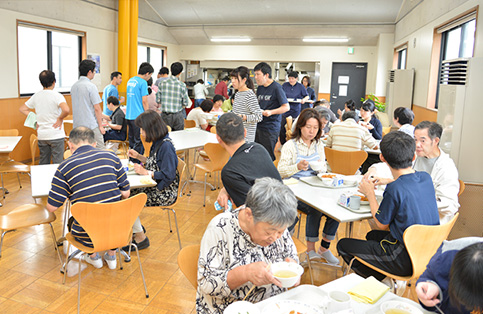 昼食